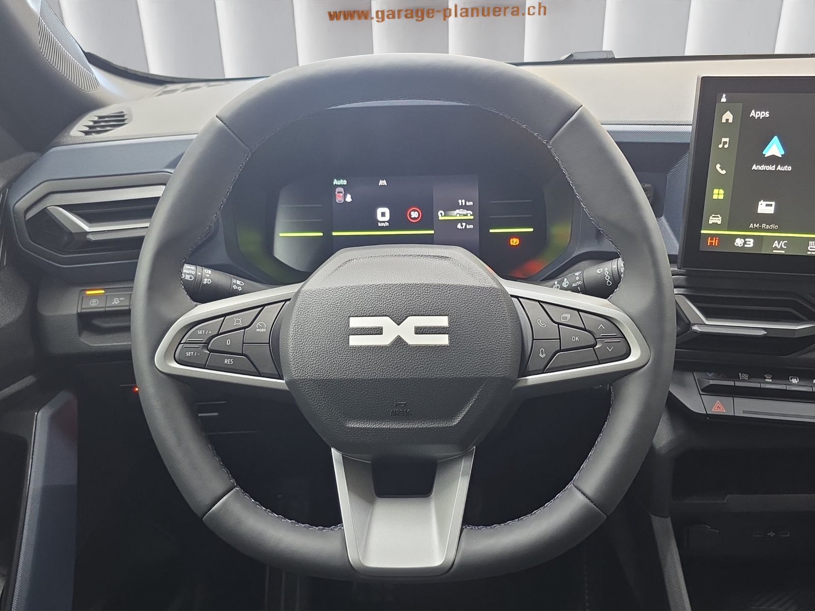 DACIA Duster 1.2 TCe Journey 4WD-image-7