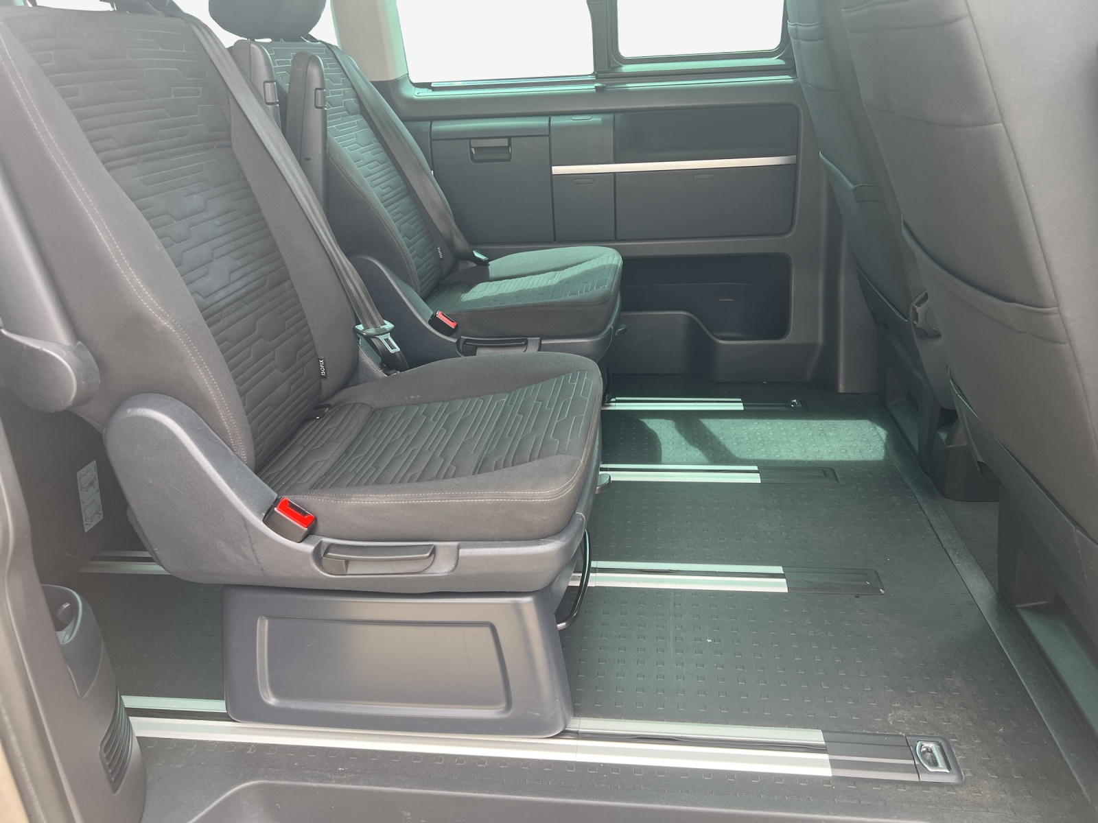 VW T6.1 Multivan 2.0 Bi-TDI Family DSG-image-11