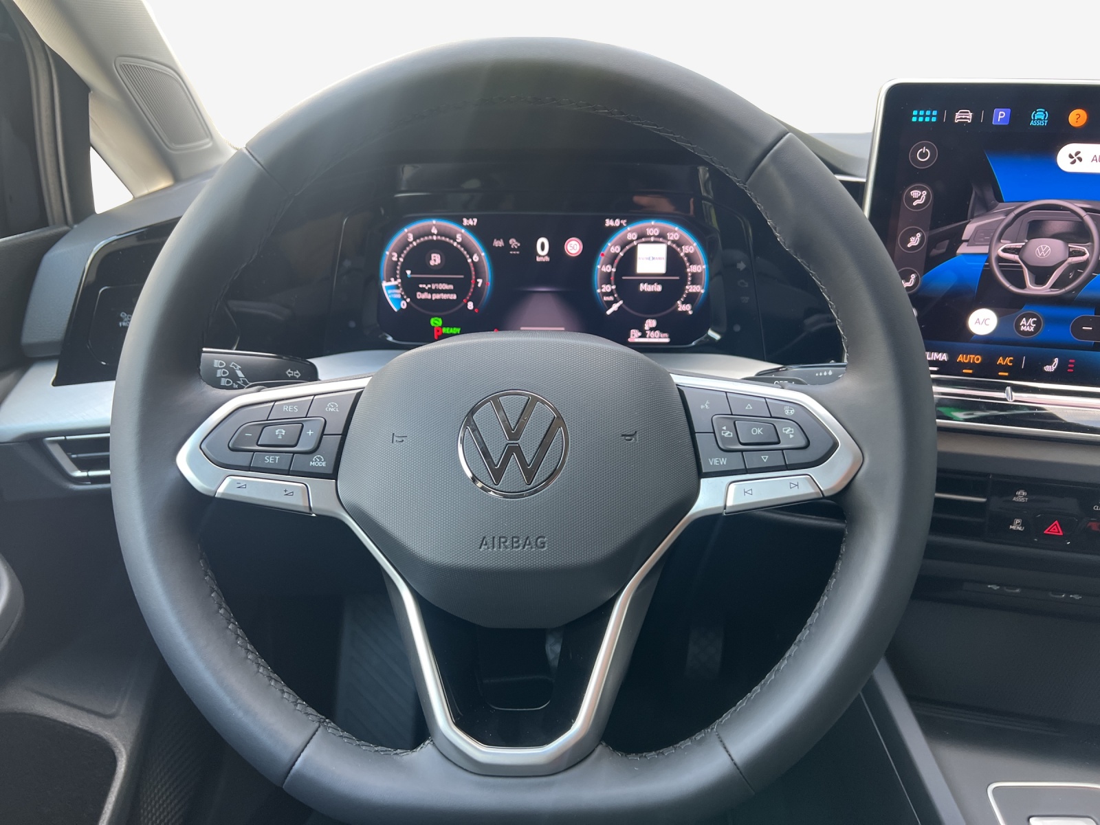 VW Golf 1.5 e TSI mHEV United DSG-image-9