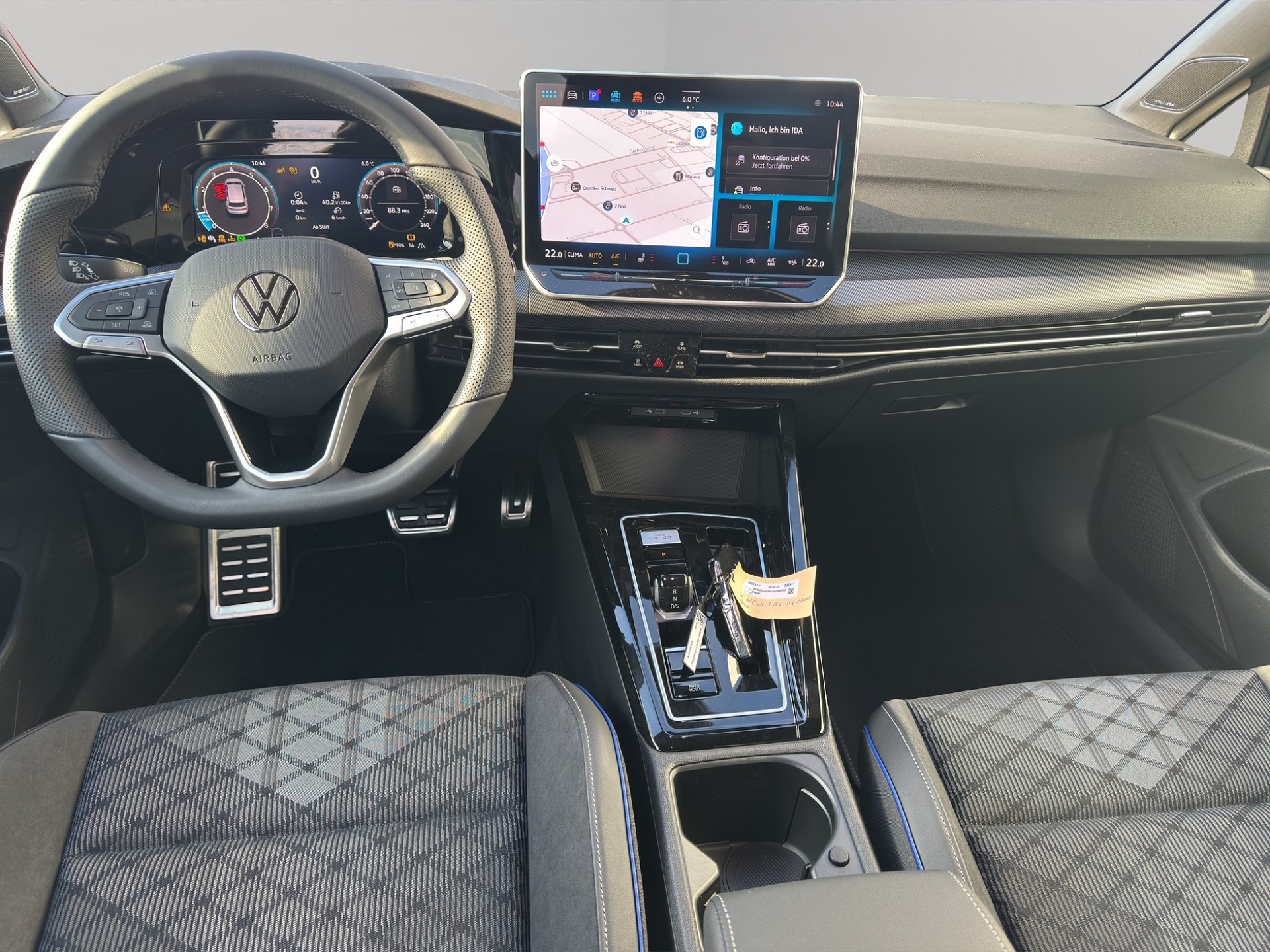 VW Golf 2.0 TSI R-Line DSG 4 Motion-image-11