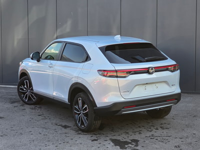 Honda HR-V 1.5i-MMD Elegance — photo 2