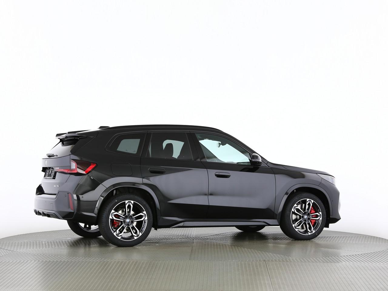 BMW X1 18d sDrive-image-15