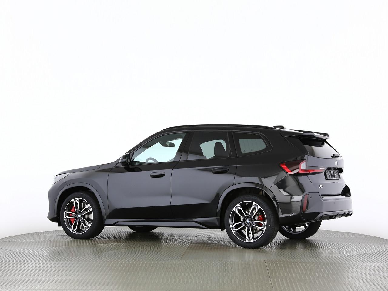 BMW X1 18d sDrive-image-7