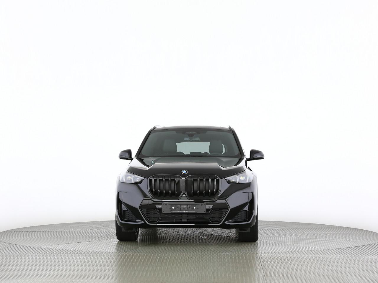 BMW X1 18d sDrive-image-23