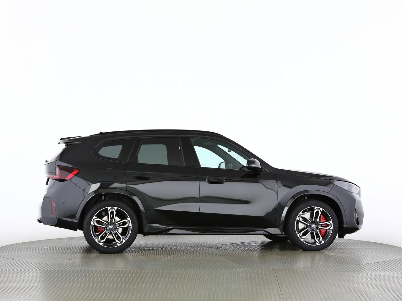 BMW X1 18d sDrive-image-16
