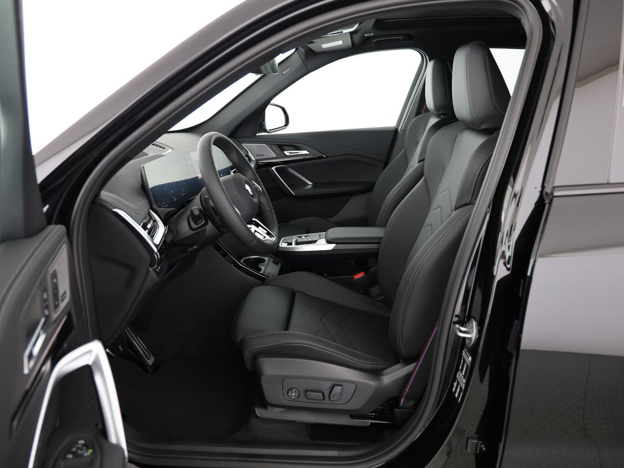 BMW X1 18d sDrive-image-25