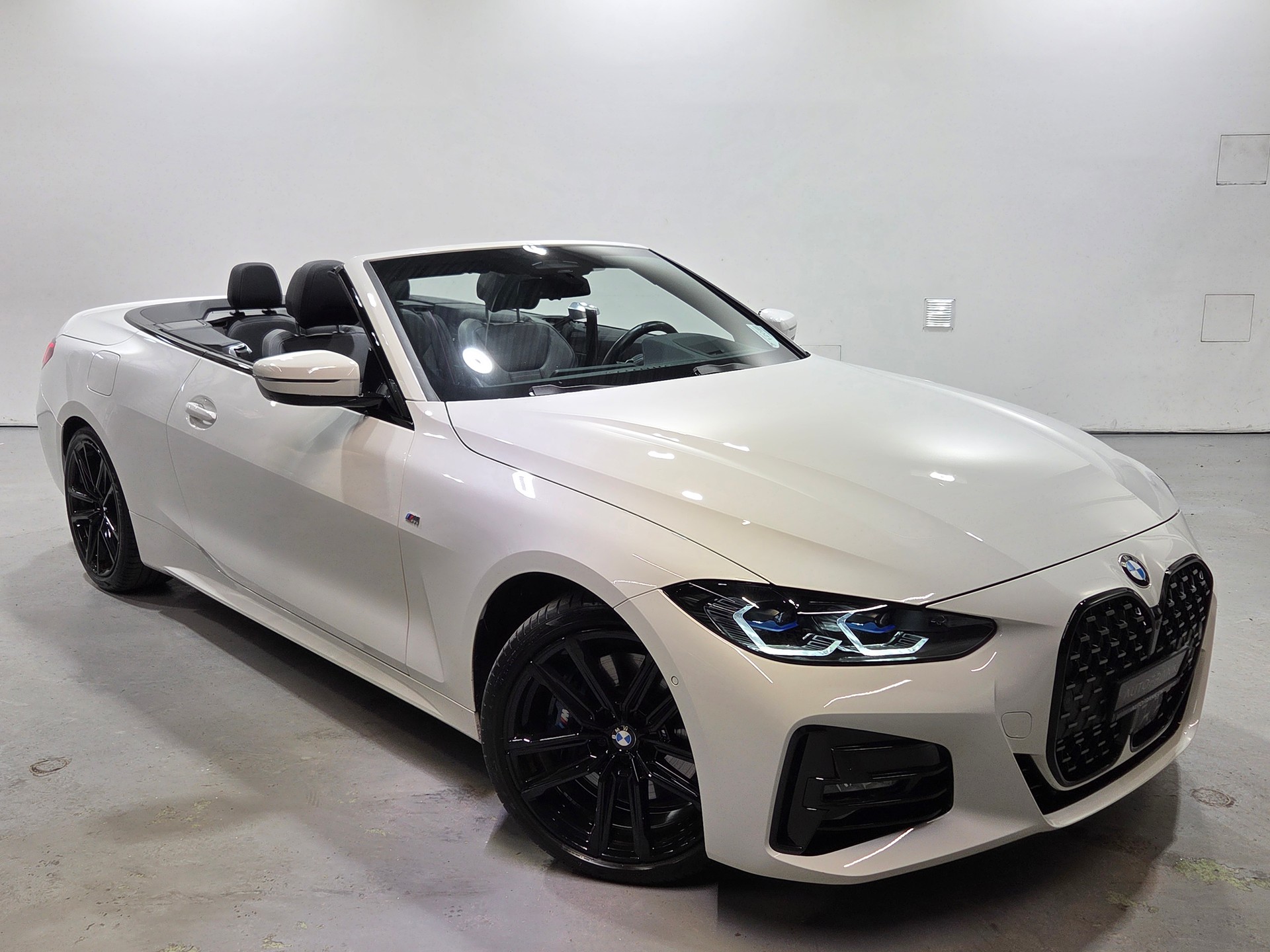 BMW 430i M-Sport Cabrio-image-20