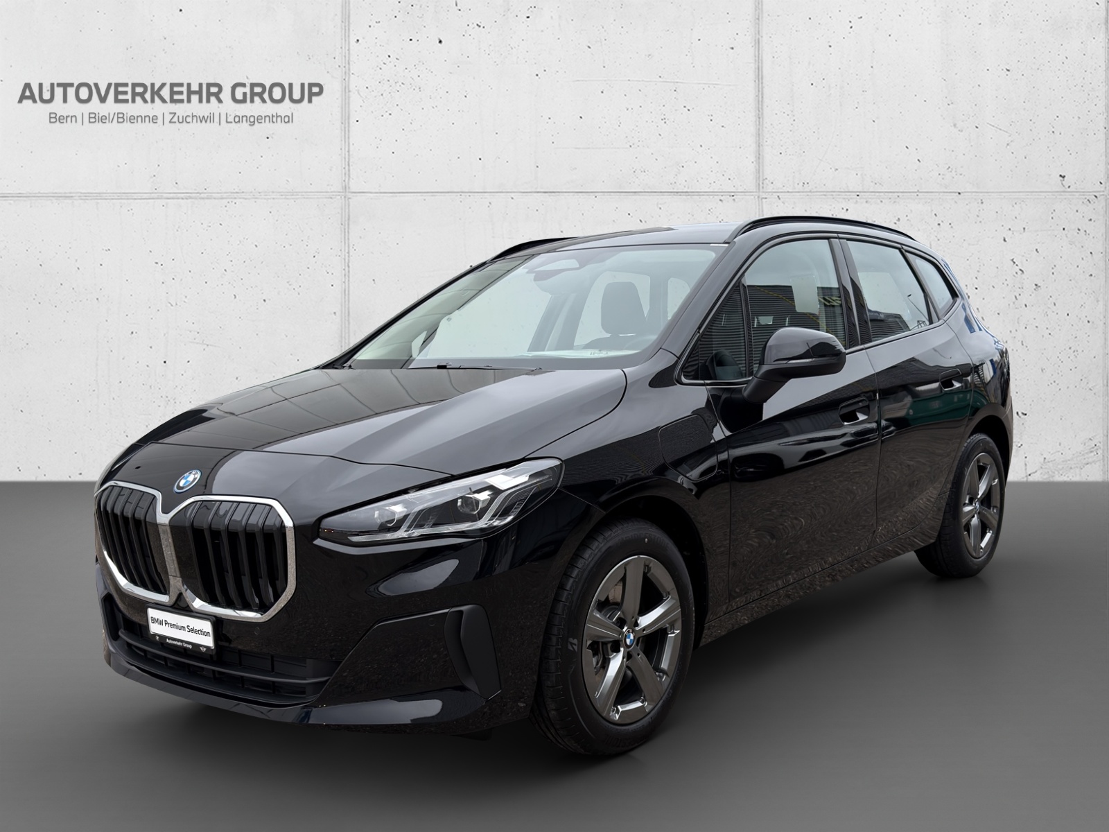 BMW 230e xDrive Act. Tourer-image-0