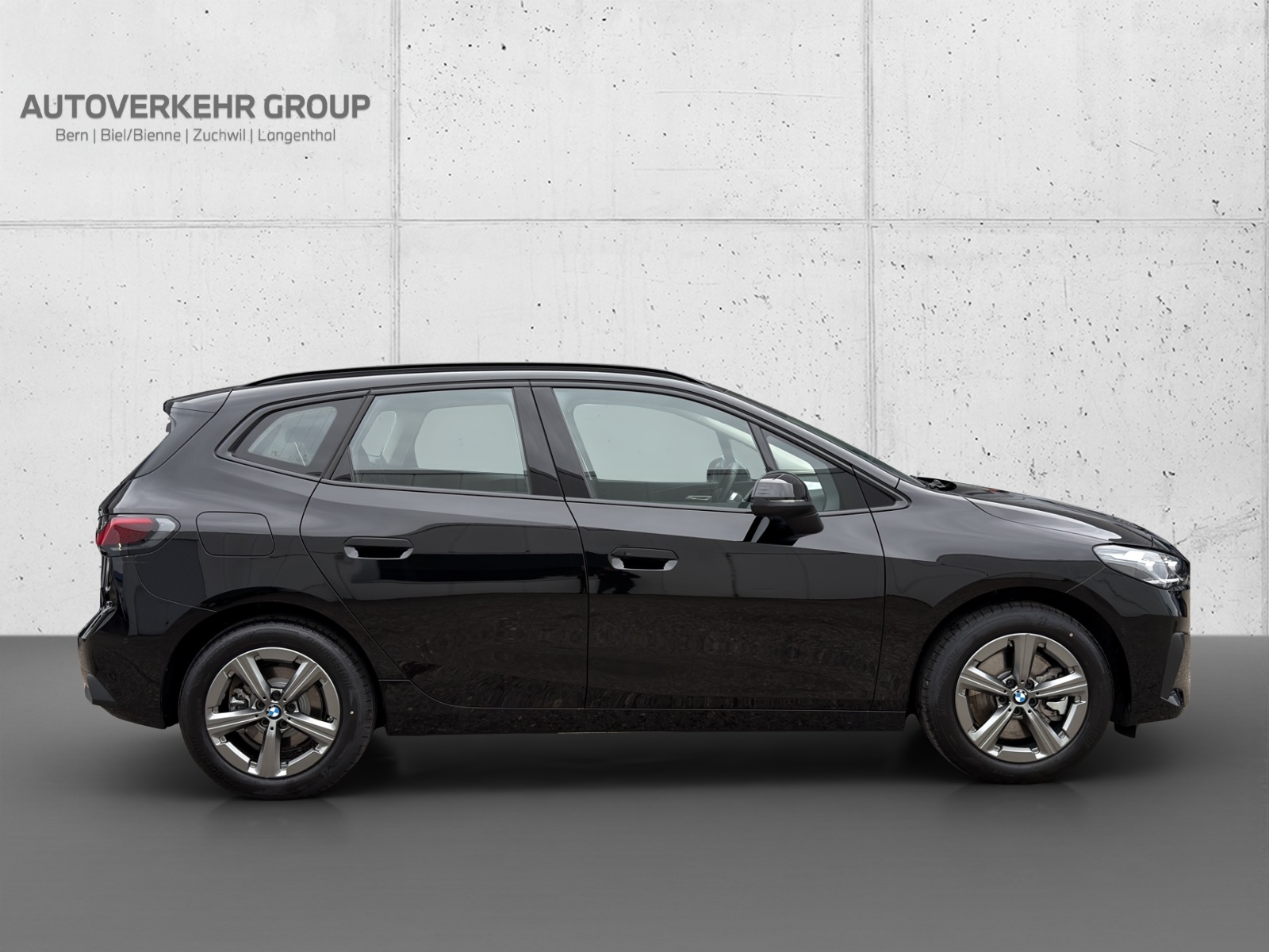 BMW 230e xDrive Act. Tourer-image-6