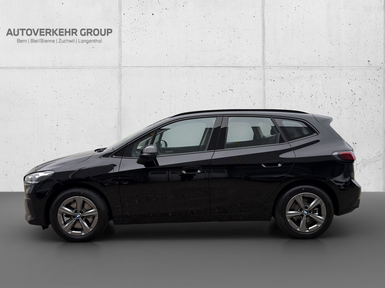 BMW 230e xDrive Act. Tourer-image-2