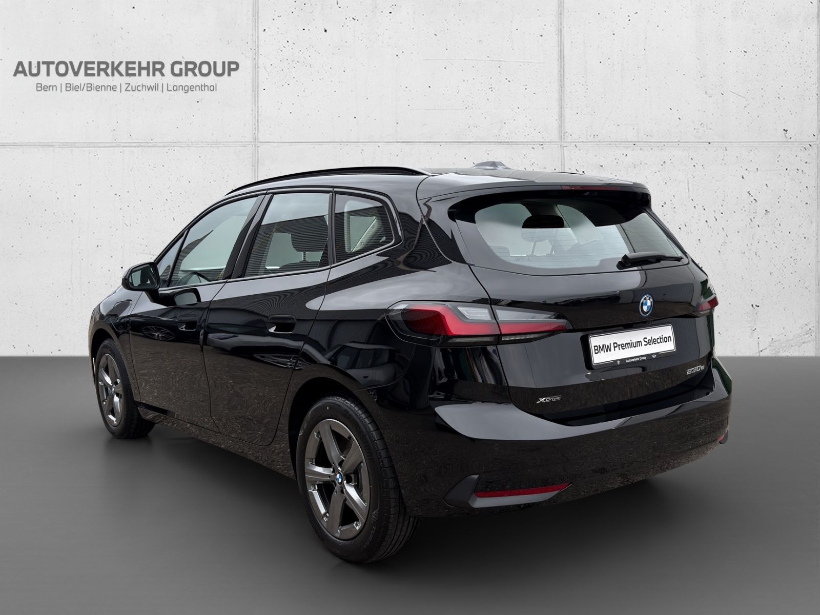 BMW 230e xDrive Act. Tourer-image-3