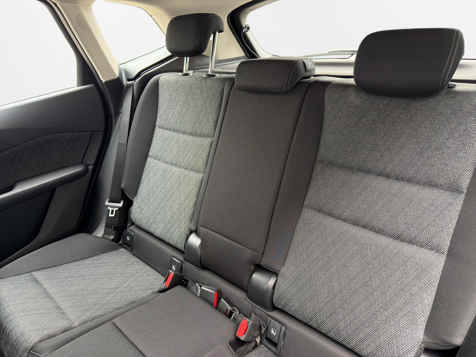 BMW 230e xDrive Act. Tourer-image-19