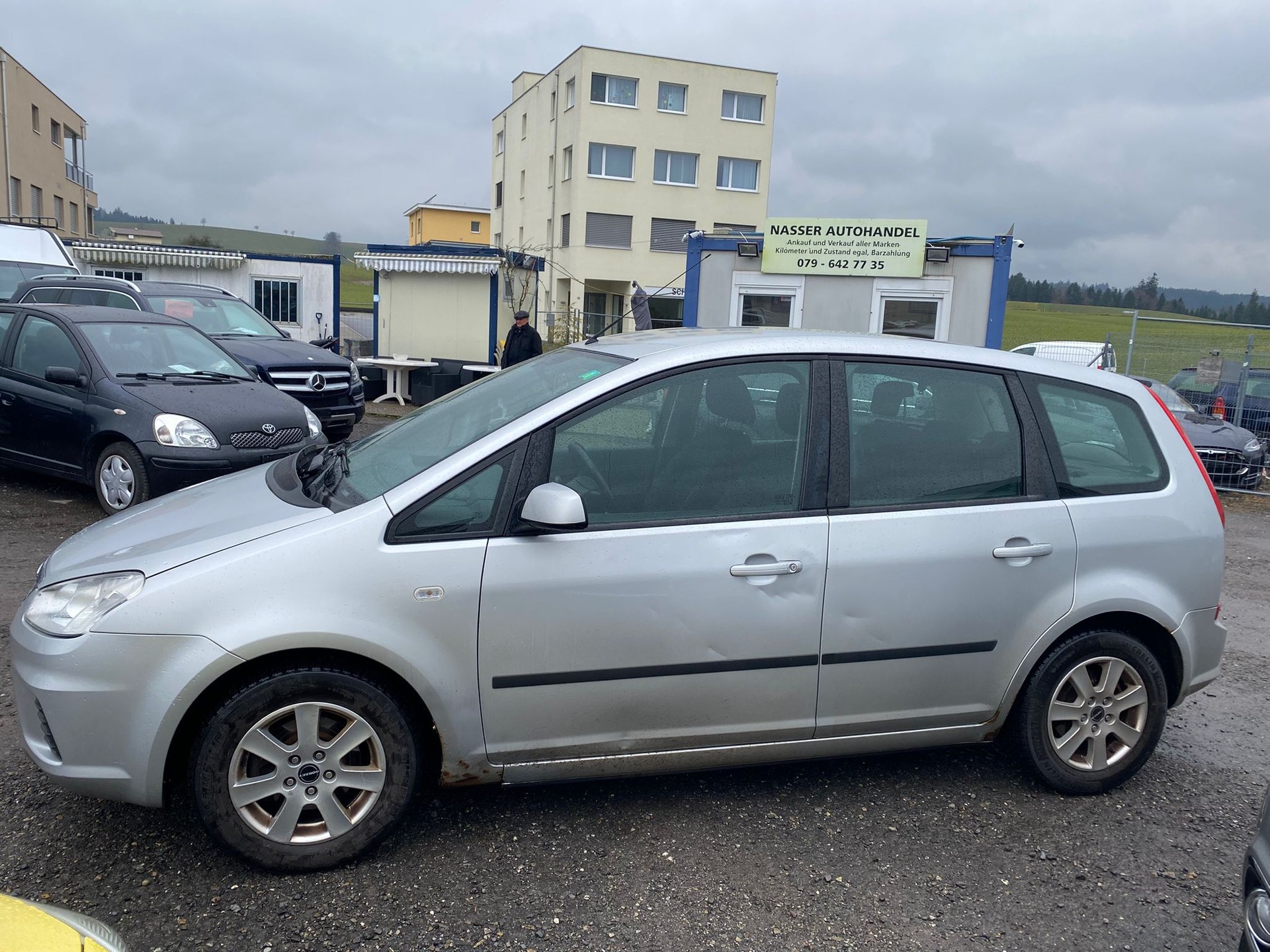 FORD C-Max 1.8 16V Titanium-image-5
