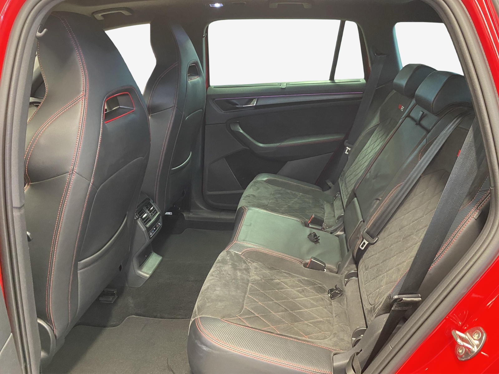 SKODA Kodiaq 2.0 Bi-TDI SCR RS 4x4 DSG-image-11