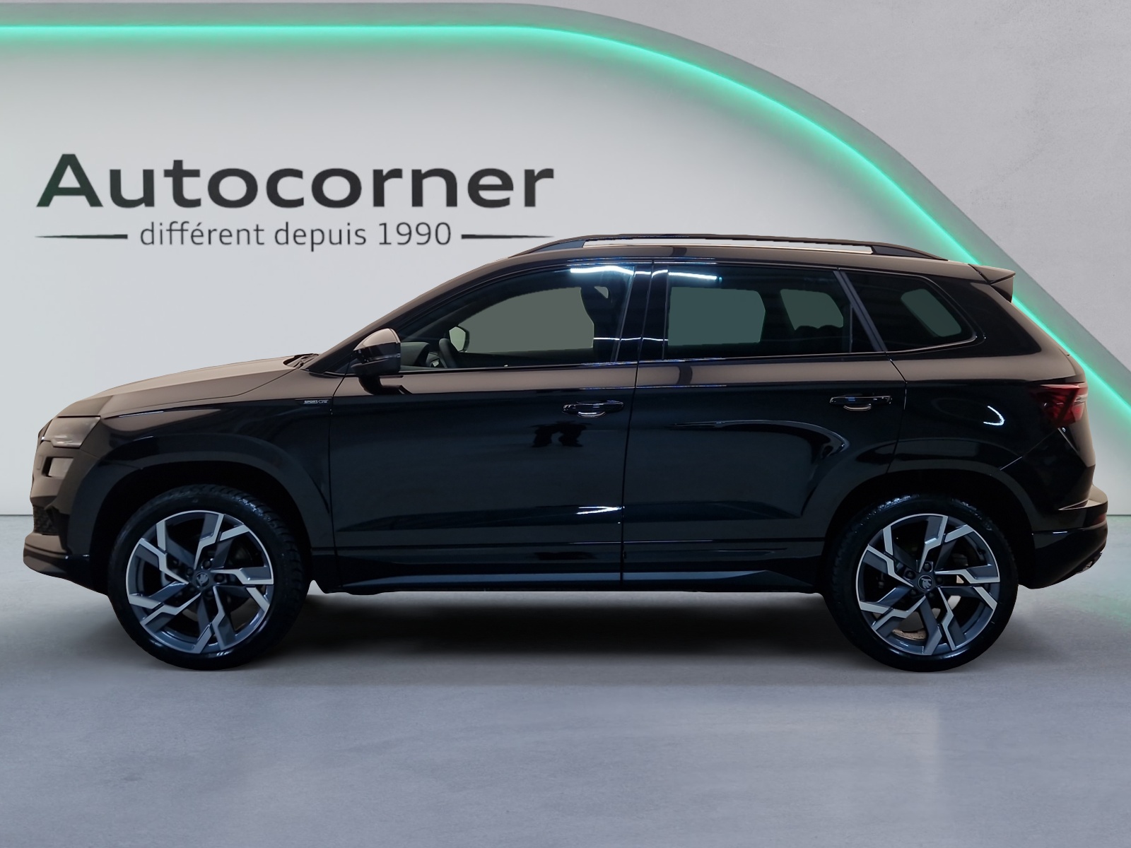 SKODA Karoq 2.0 TSI SportLine 4x4 DSG-image-1