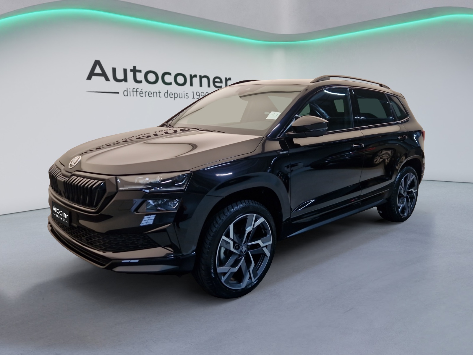 SKODA Karoq 2.0 TSI SportLine 4x4 DSG-image-0