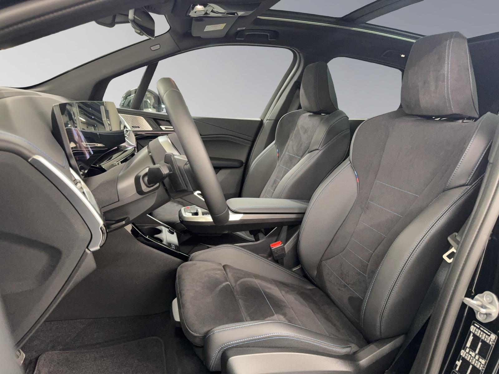 BMW 223d xDrive Active Tourer-image-10