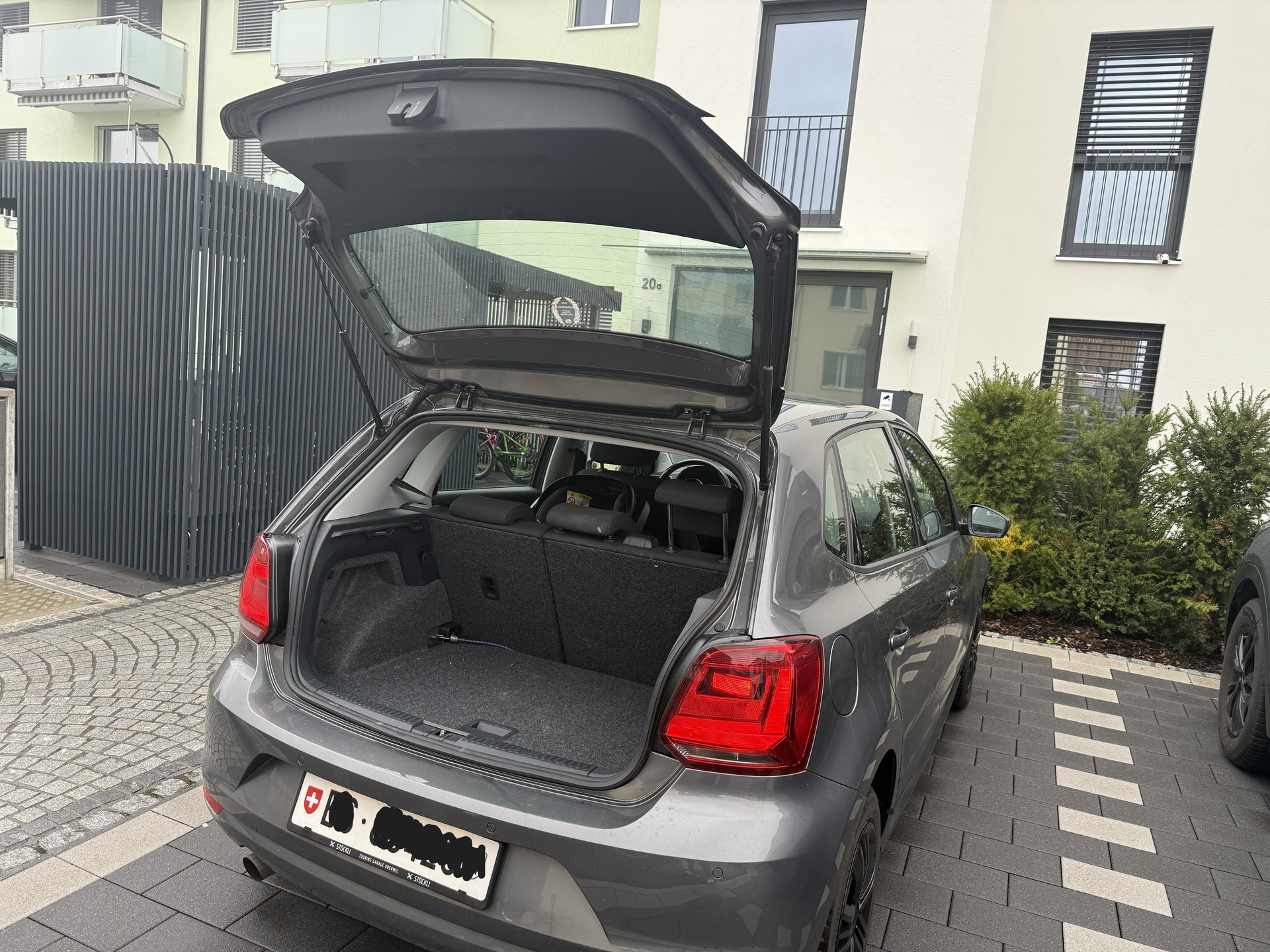 VW Polo 1.2 TSI BMT Highline DSG * Frisch ab MFK * Frisch ab Service * 8-fach bereift-image-1