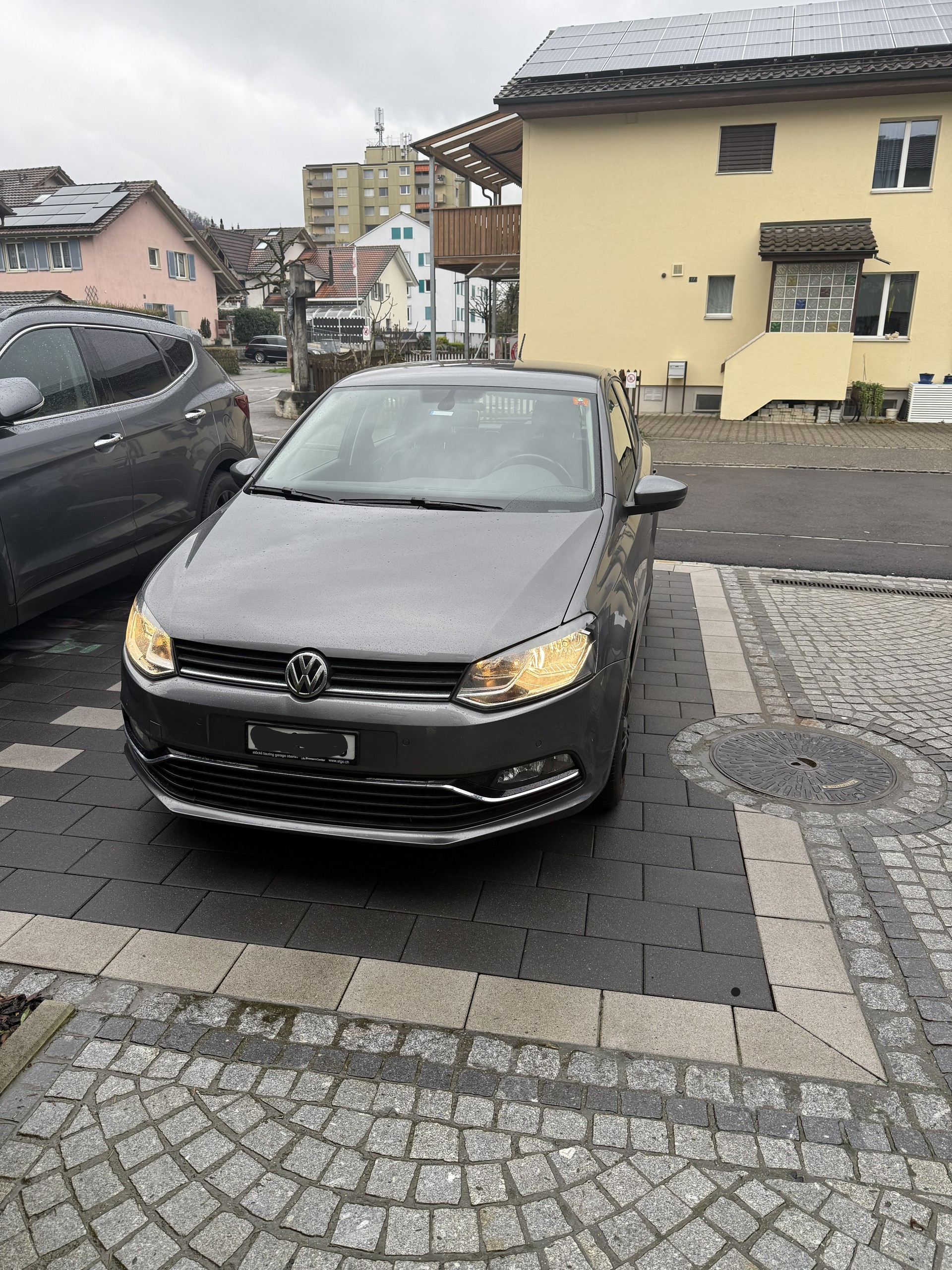 VW Polo 1.2 TSI BMT Highline DSG * Frisch ab MFK * Frisch ab Service * 8-fach bereift-image-0