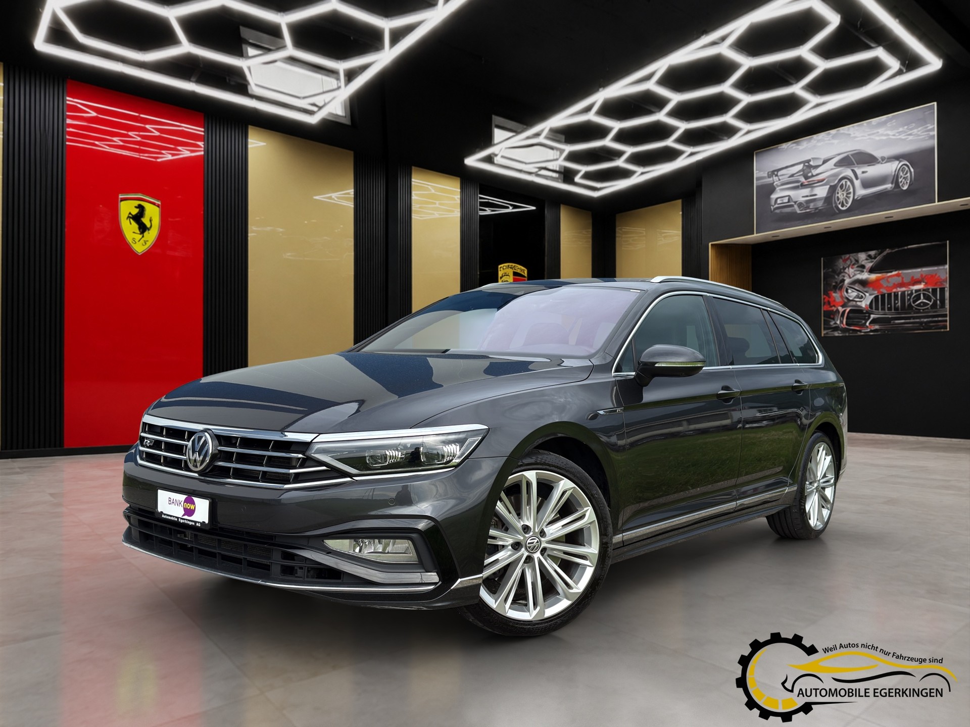 VW Passat Variant 2.0 TSI R-Line Edition 4Motion DSG-image-0