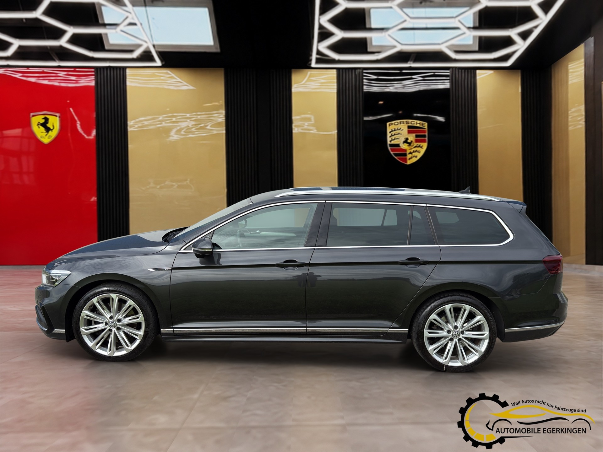 VW Passat Variant 2.0 TSI R-Line Edition 4Motion DSG-image-7