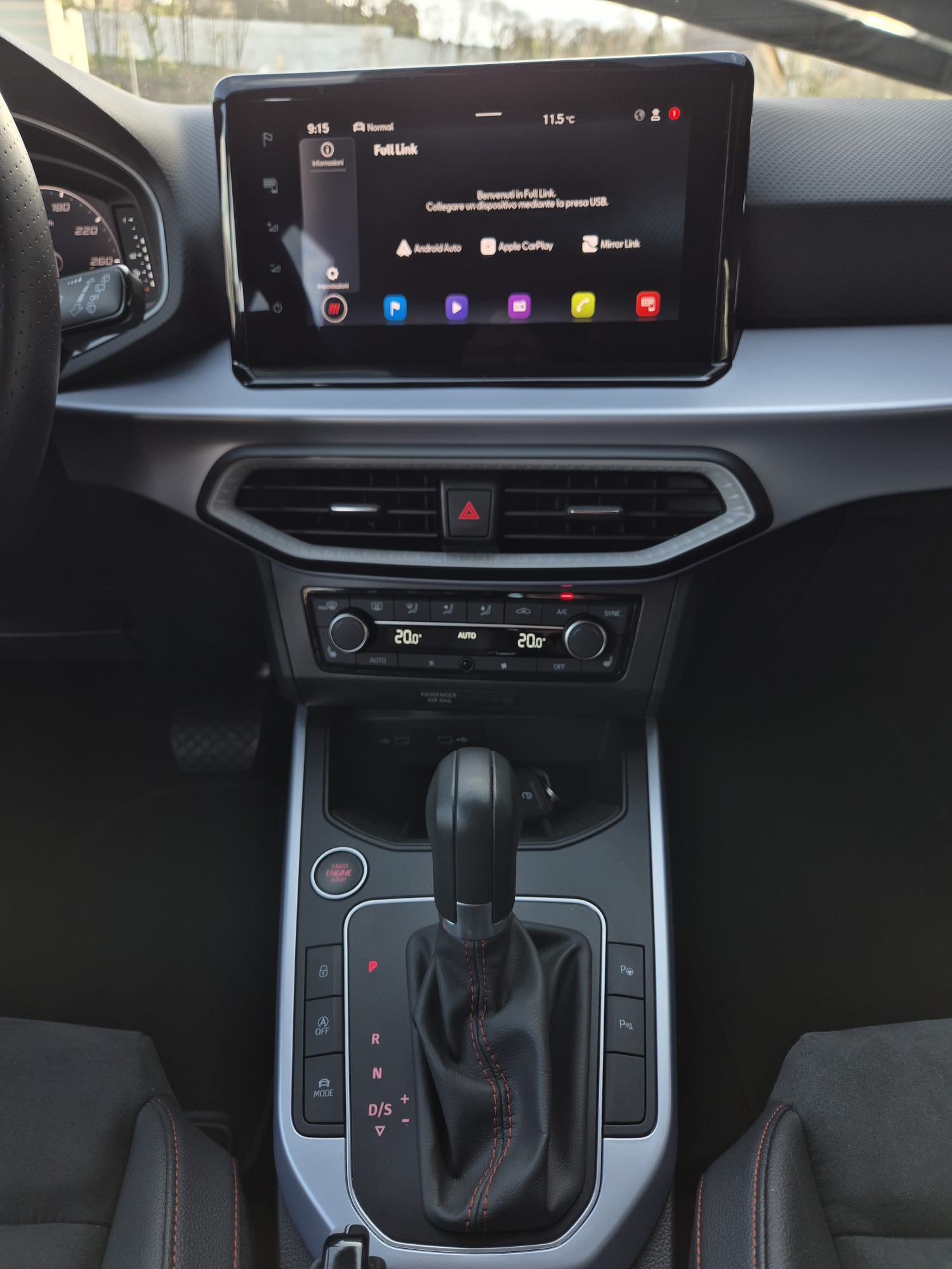 SEAT Arona 1.0 TSI Eco Hola FR DSG-image-15