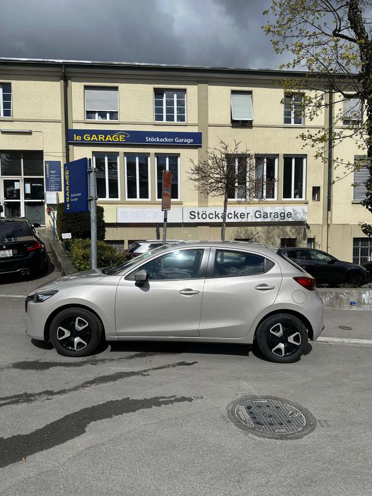 MAZDA 2 1.5 90 Center-Line-image-2