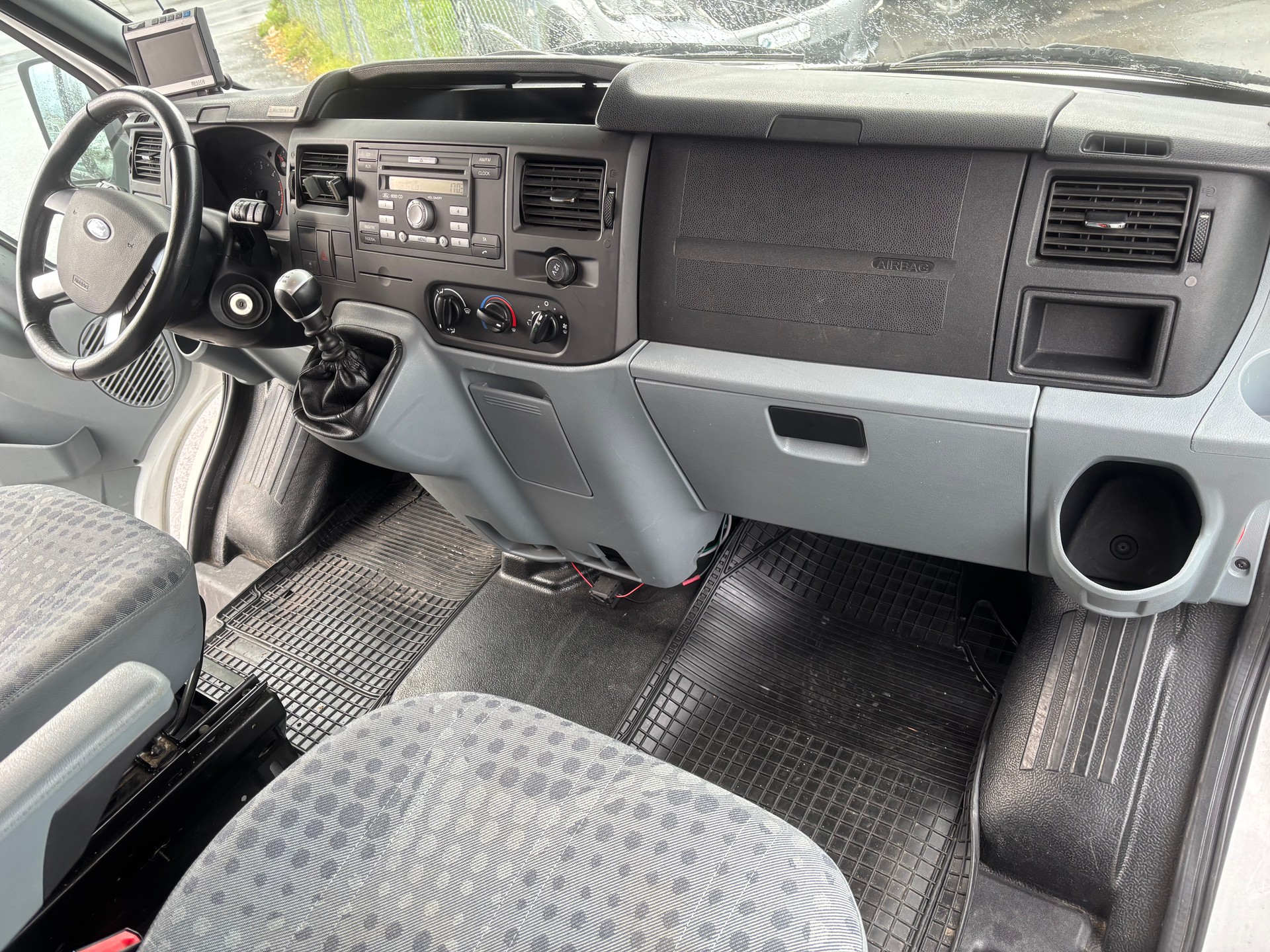 FORD Transit 2.2 TDCi 350 L-image-12