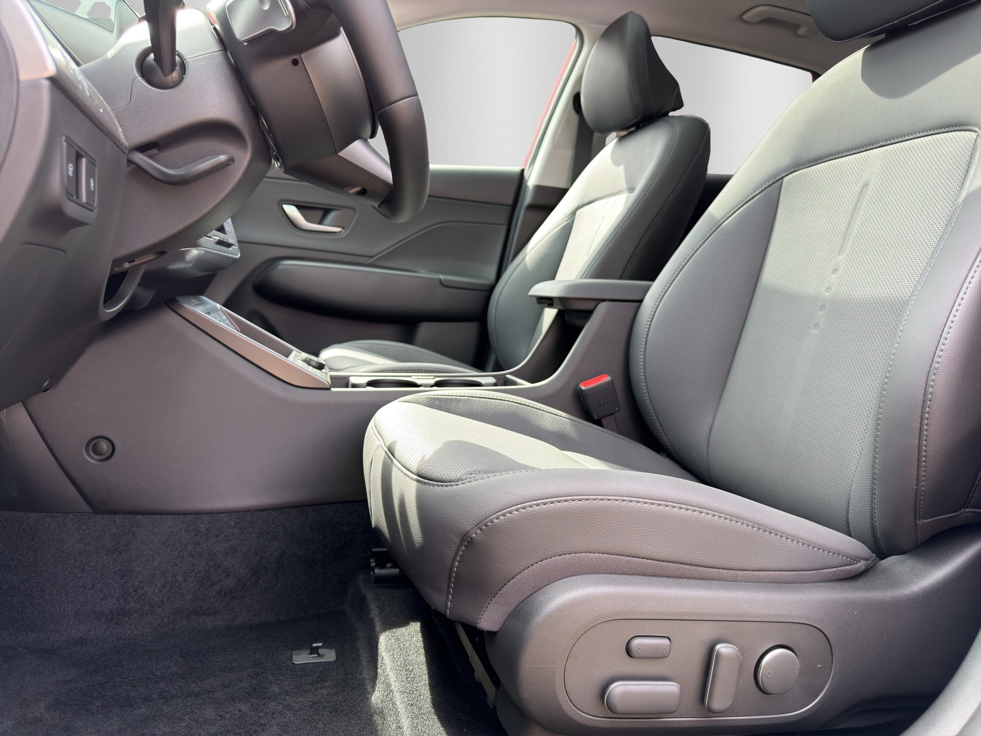 HYUNDAI Kona 1.6 HEV Vertex-image-11