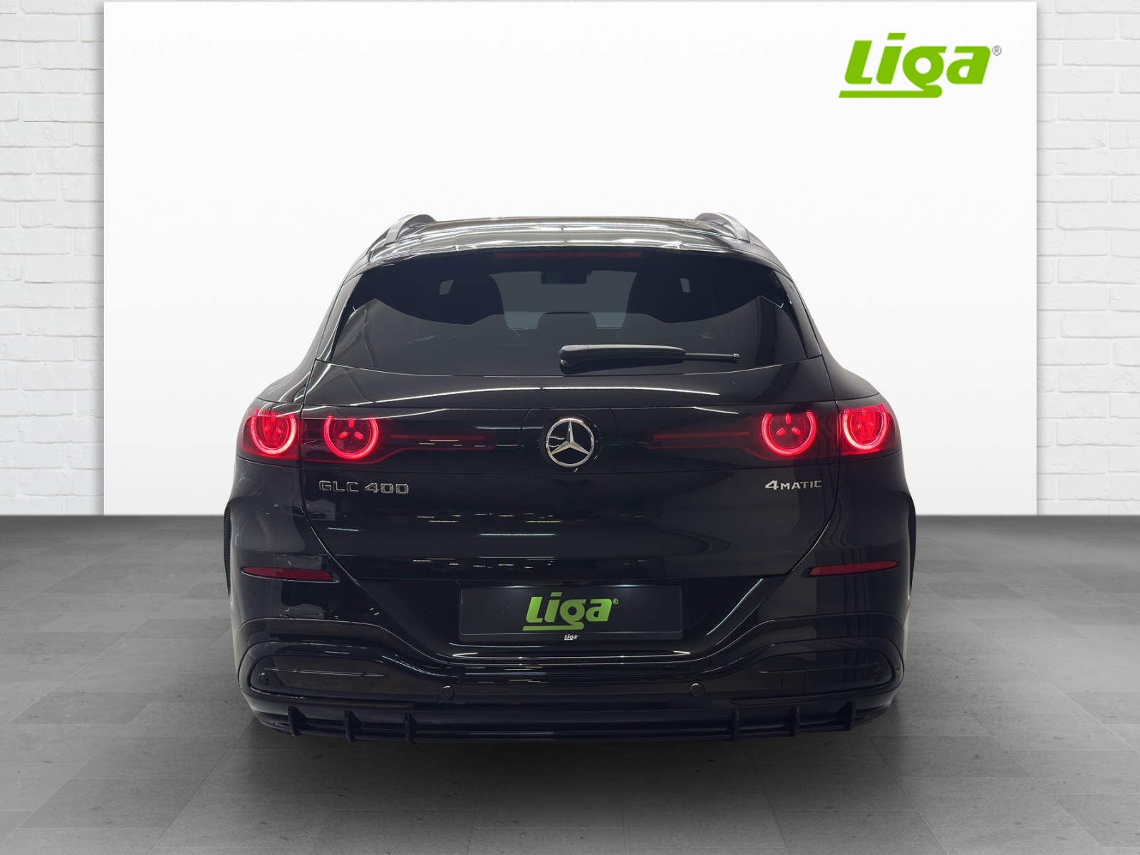 MERCEDES-BENZ GLC 400 4Matic with EQ Technology-image-4