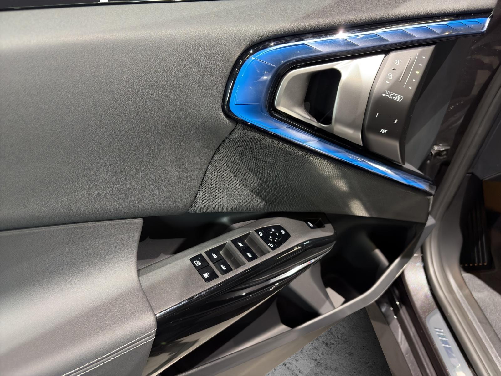 BMW X3 30e xDrive-image-12