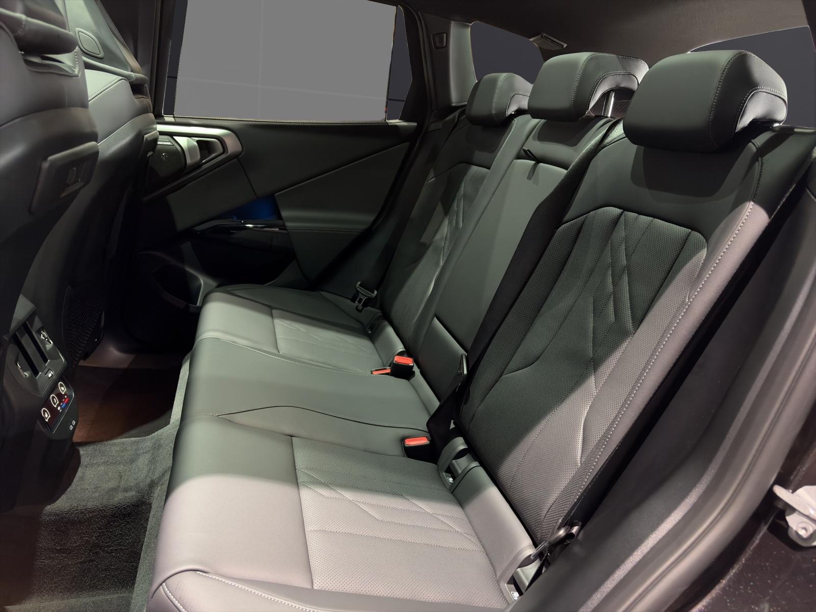 BMW X3 30e xDrive-image-15