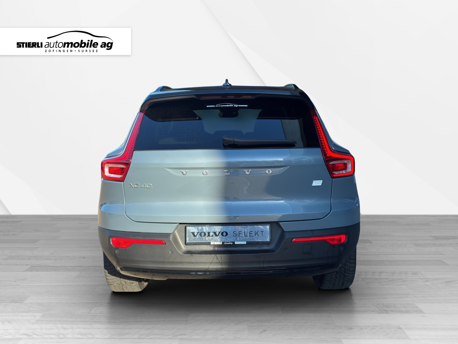 VOLVO XC40 P8 Twin Pro AWD-image-5