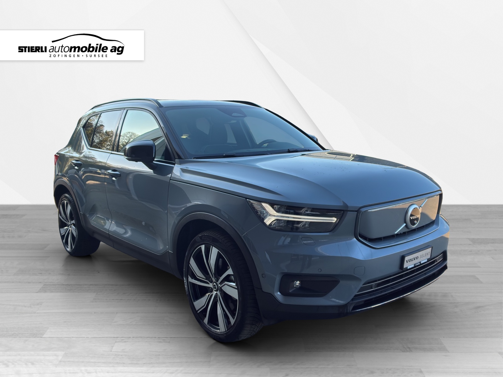 VOLVO XC40 P8 Twin Pro AWD-image-2