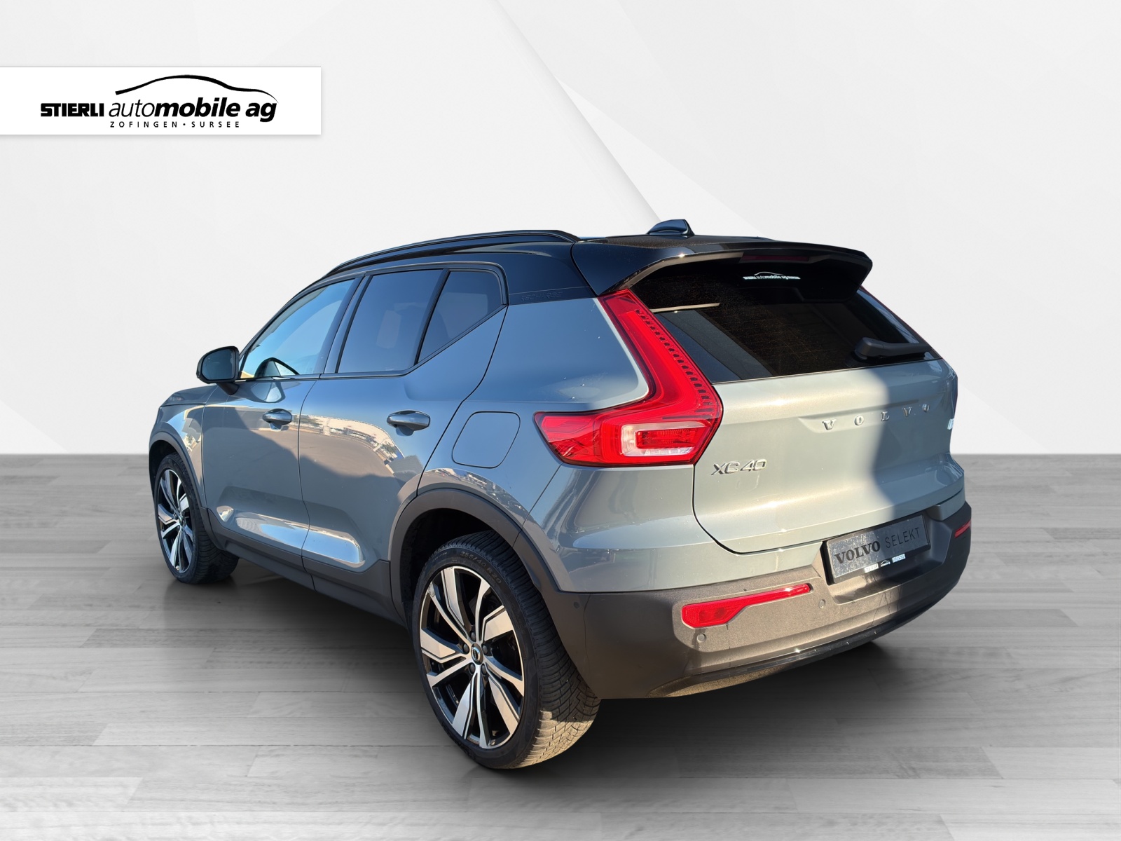 VOLVO XC40 P8 Twin Pro AWD-image-6