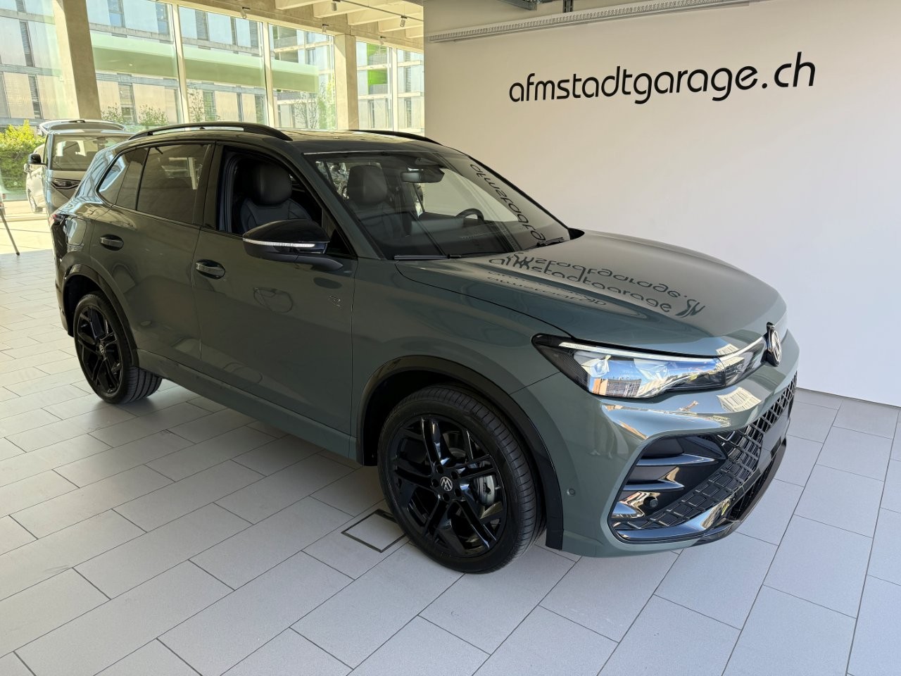 VW Tiguan 1.5 TSI evo2 eHybrid R-Line DSG-image-0