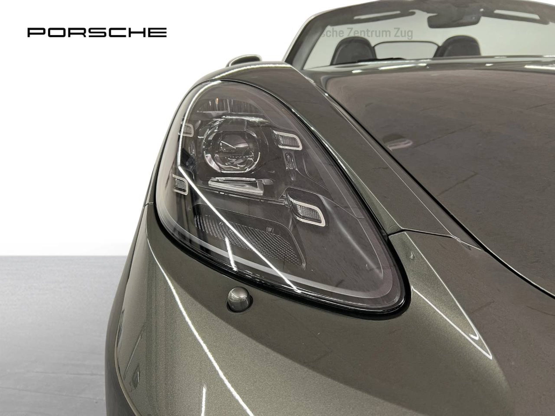 PORSCHE 718 Boxster S-image-12