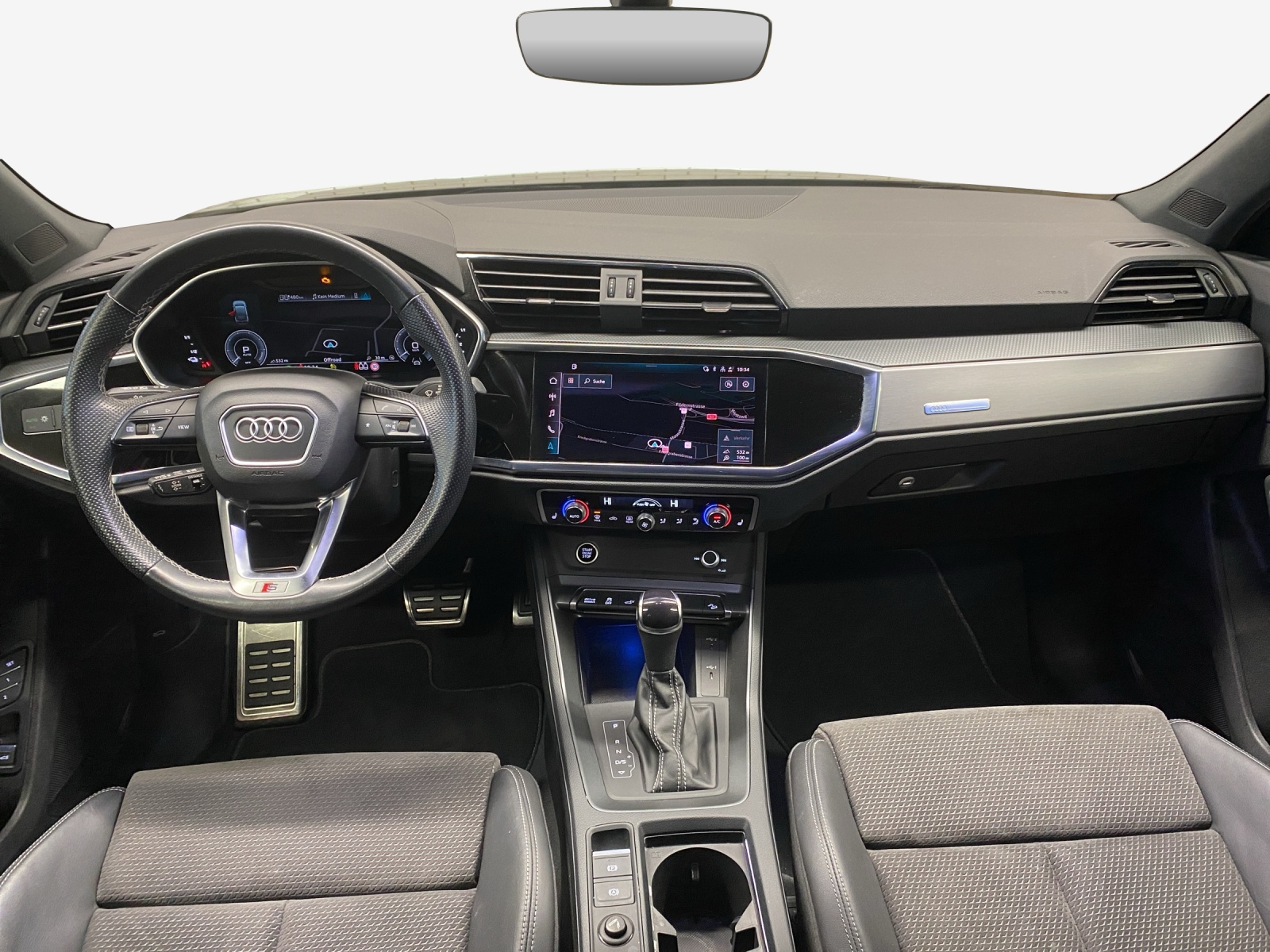 AUDI Q3 Sportback 45 TFSI e S line Attraction S-tronic-image-8
