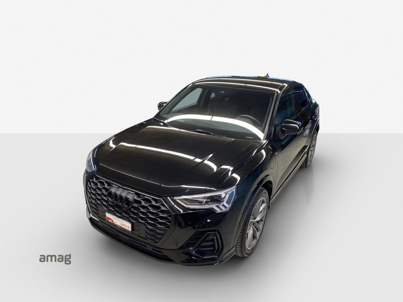 AUDI Q3 Sportback 45 TFSI e S line Attraction S-tronic-image-15