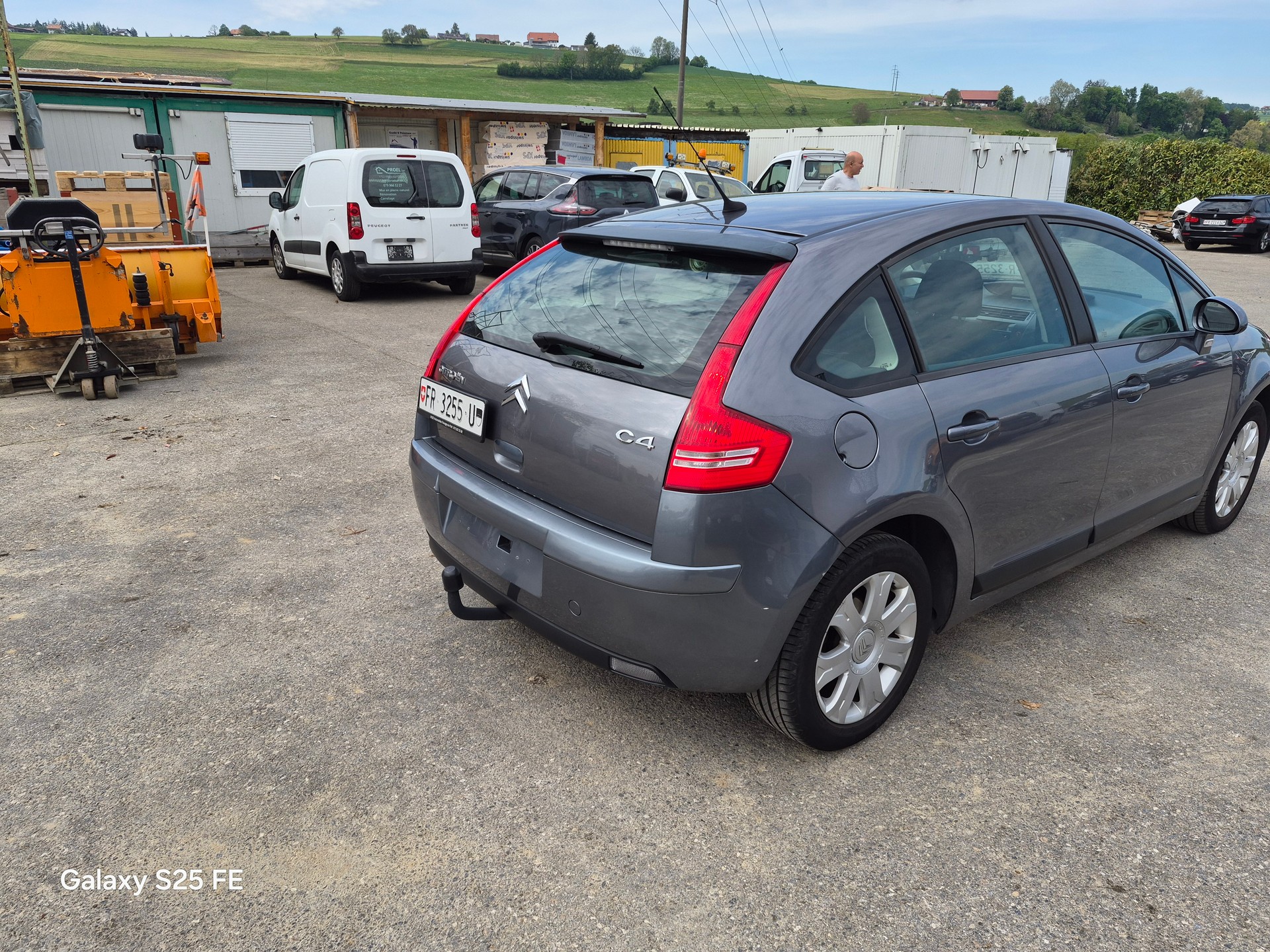 CITROEN C4 Berline 1.6i 16V VTR (Pack)-image-4