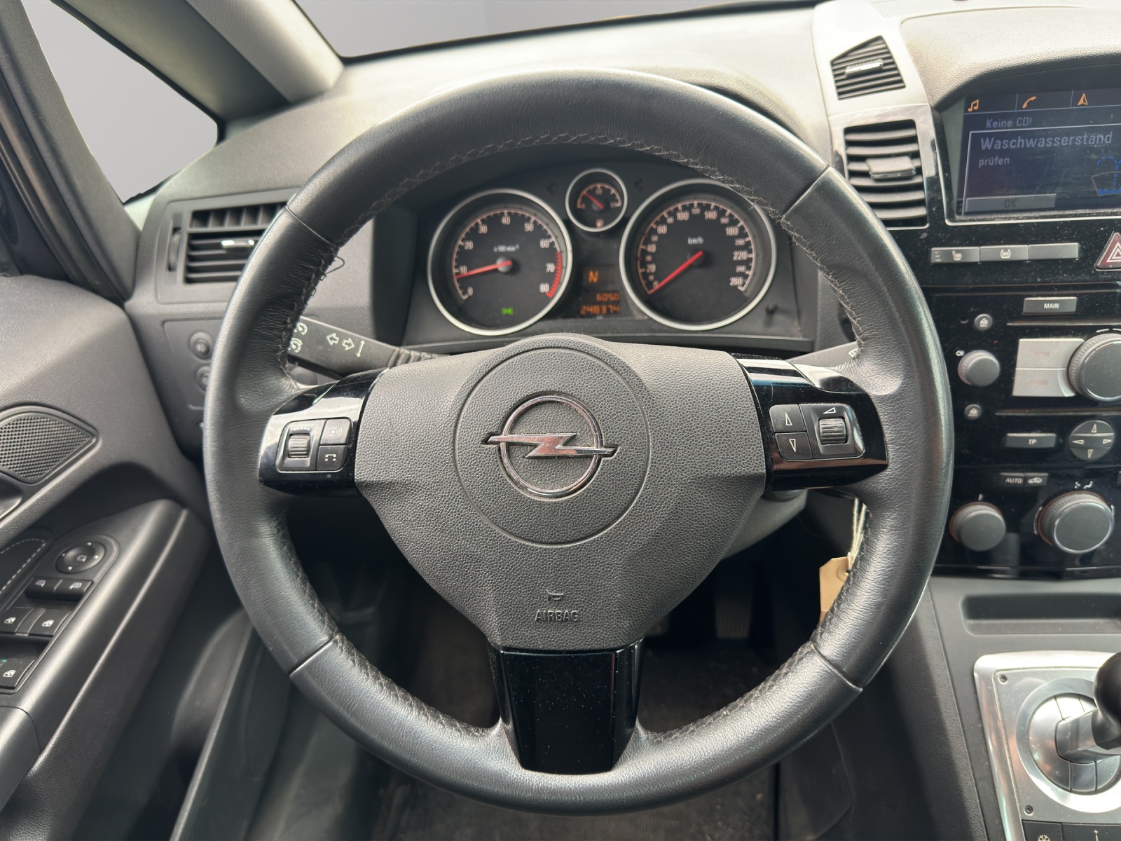 OPEL Zafira 1.8i 16V Sport-image-12