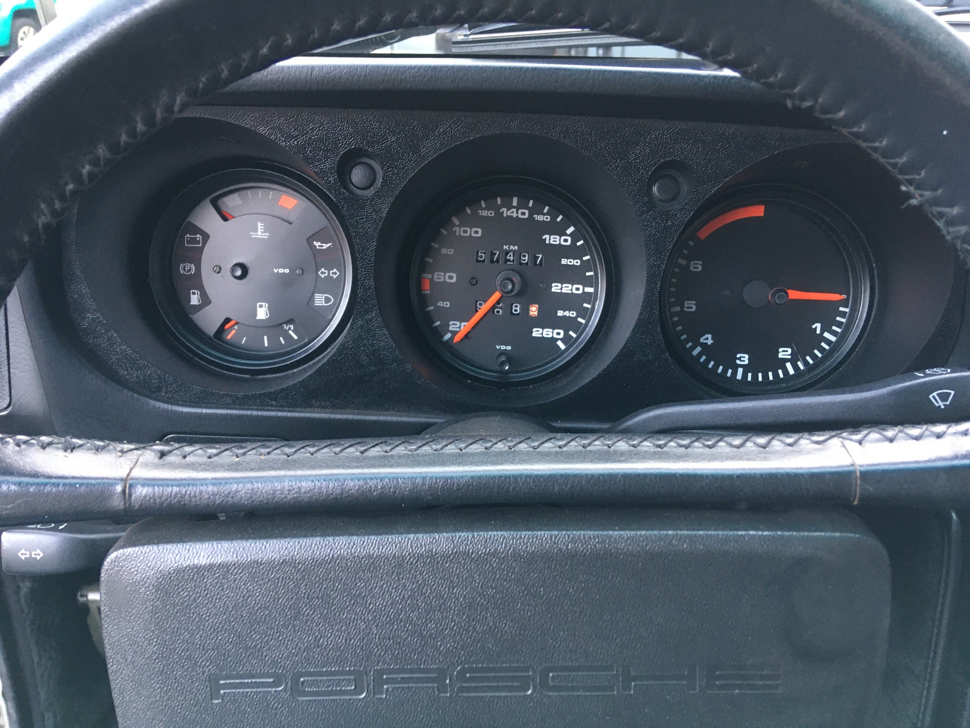 PORSCHE Carrera GT-image-16
