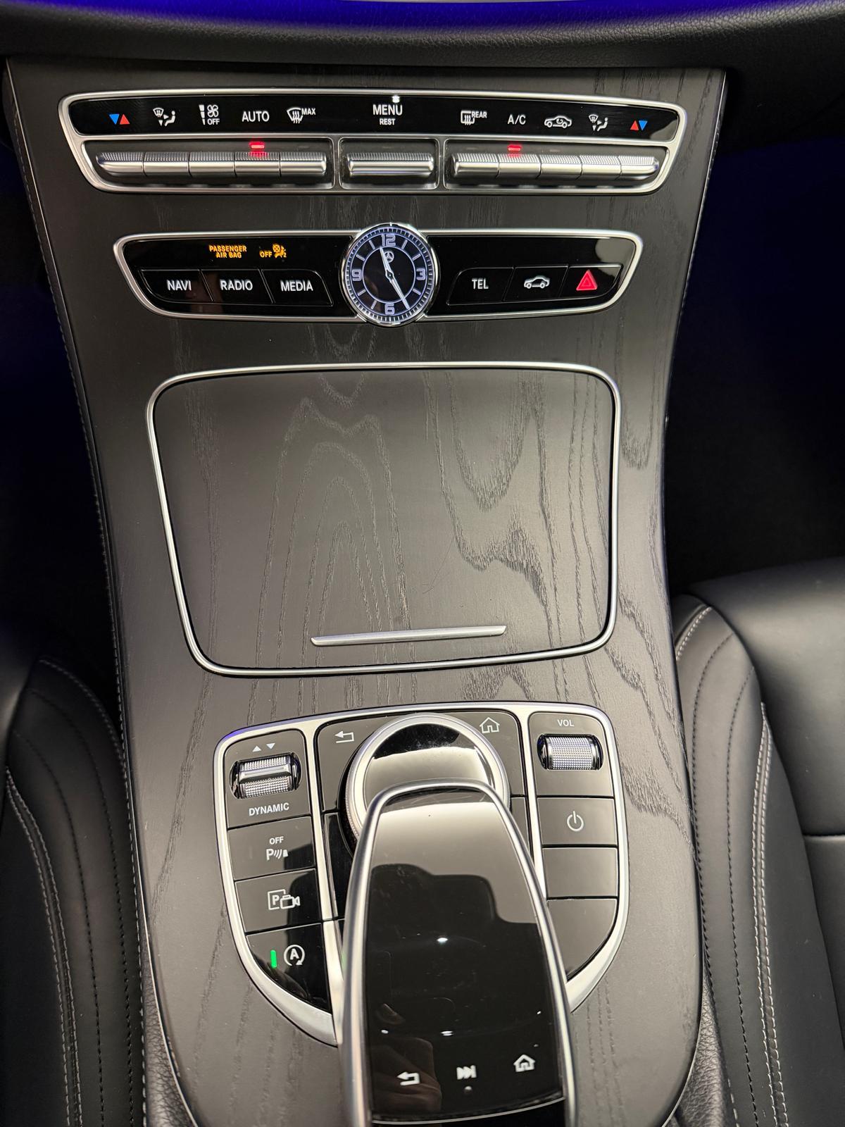 MERCEDES-BENZ E 350 d AMG Line 4Matic-image-17
