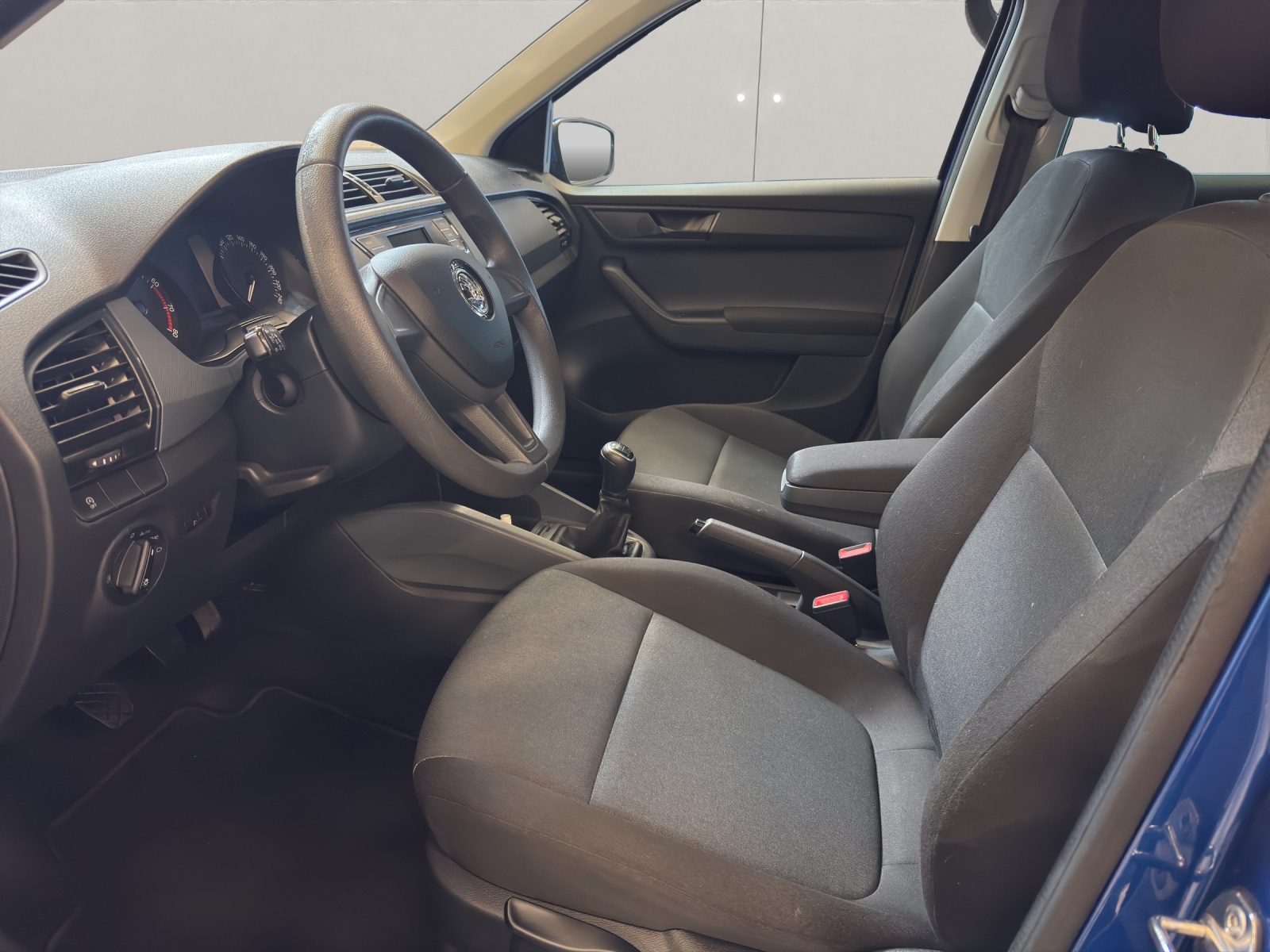 SKODA Fabia 1.0 MPI Active-image-13