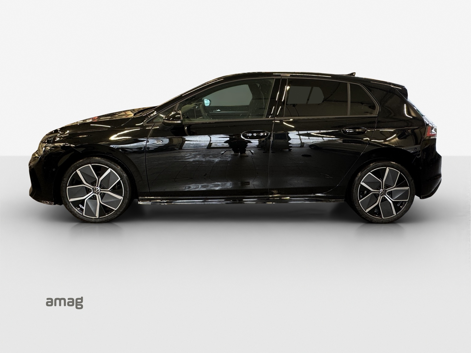 VW Golf 1.5 e TSI mHEV R-Line DSG-image-1