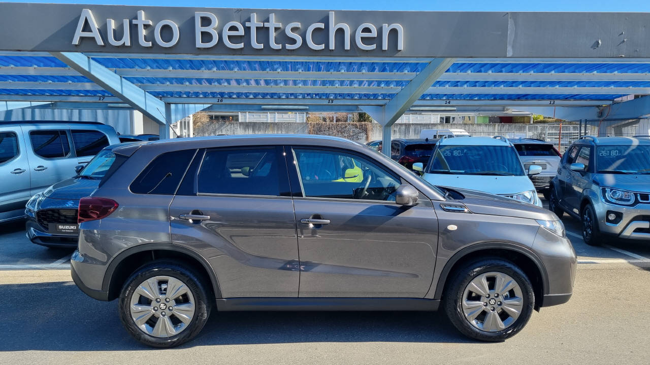 SUZUKI Vitara 1.5 Compact+ Hybrid 4x4-image-3