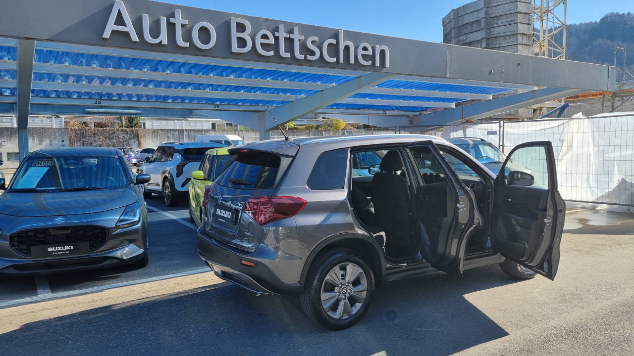 SUZUKI Vitara 1.5 Compact+ Hybrid 4x4-image-6