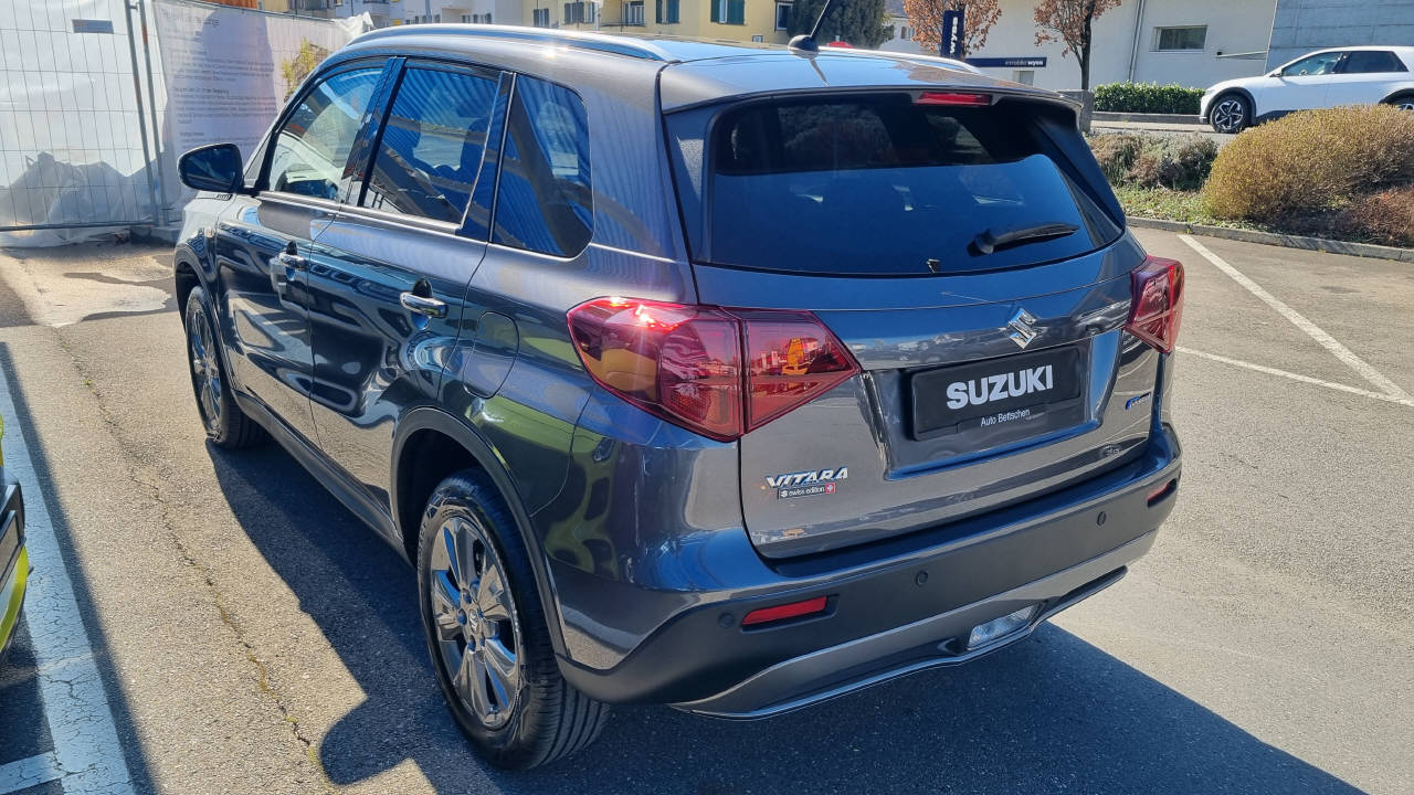 SUZUKI Vitara 1.5 Compact+ Hybrid 4x4-image-5