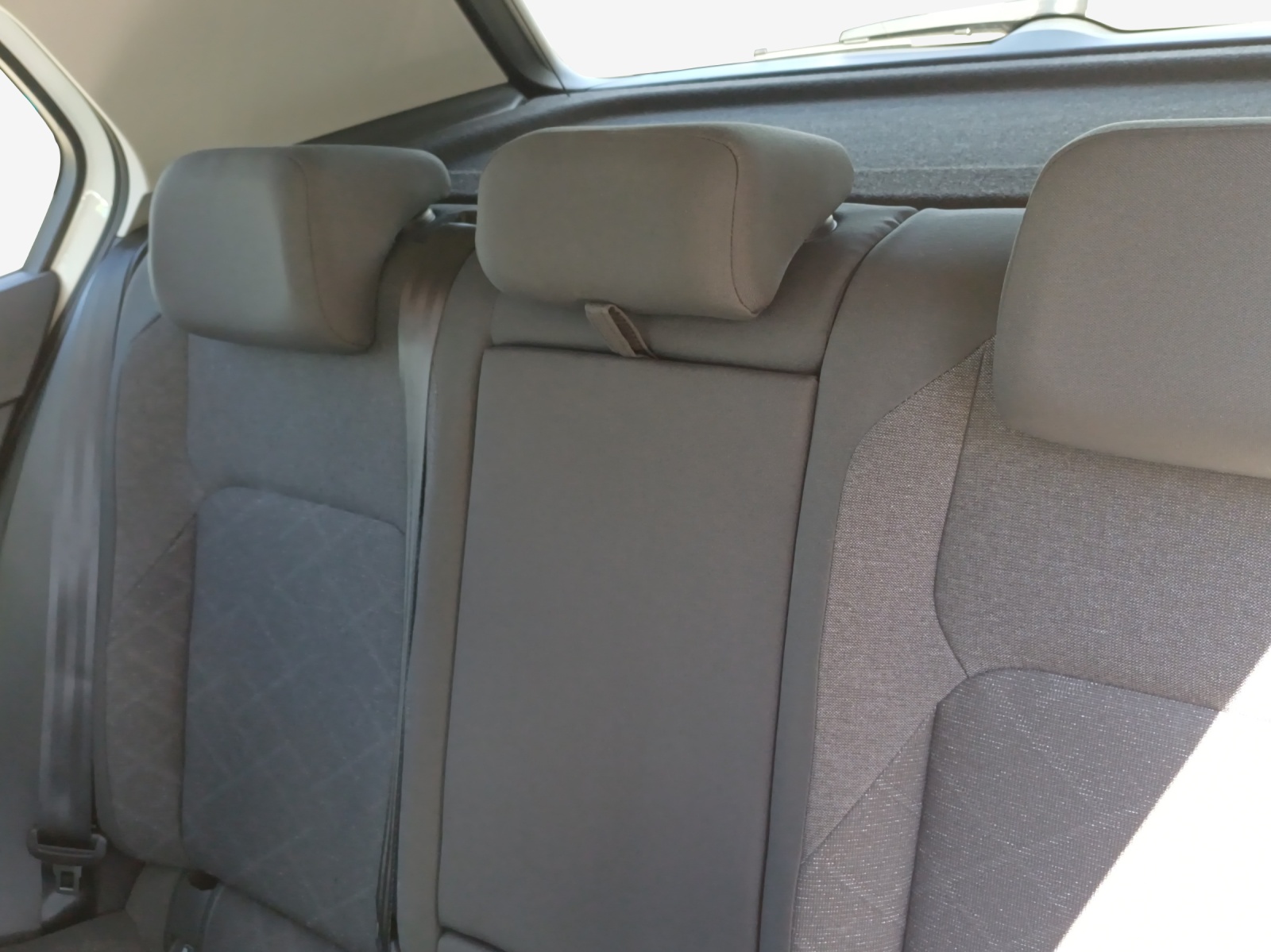 VW Golf 1.5 TSI ACT Life-image-11