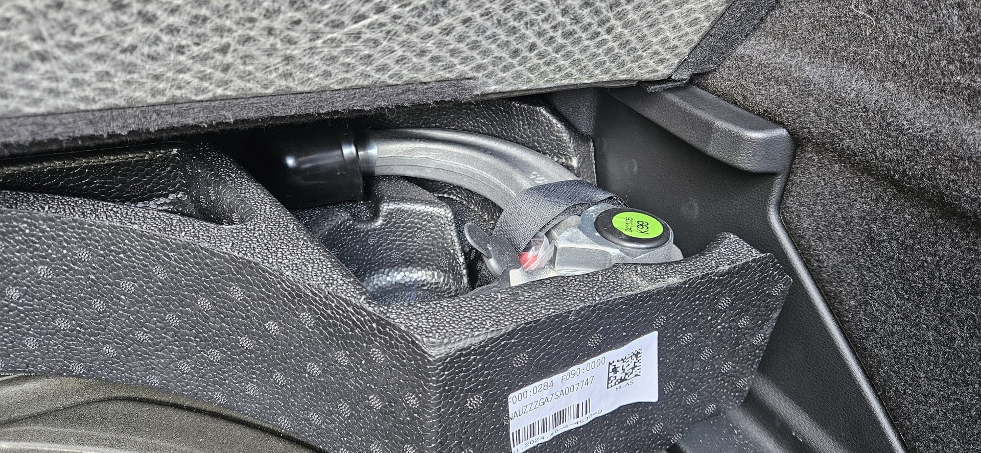 AUDI Aud Q2 40 TSI quattro S Line-image-17